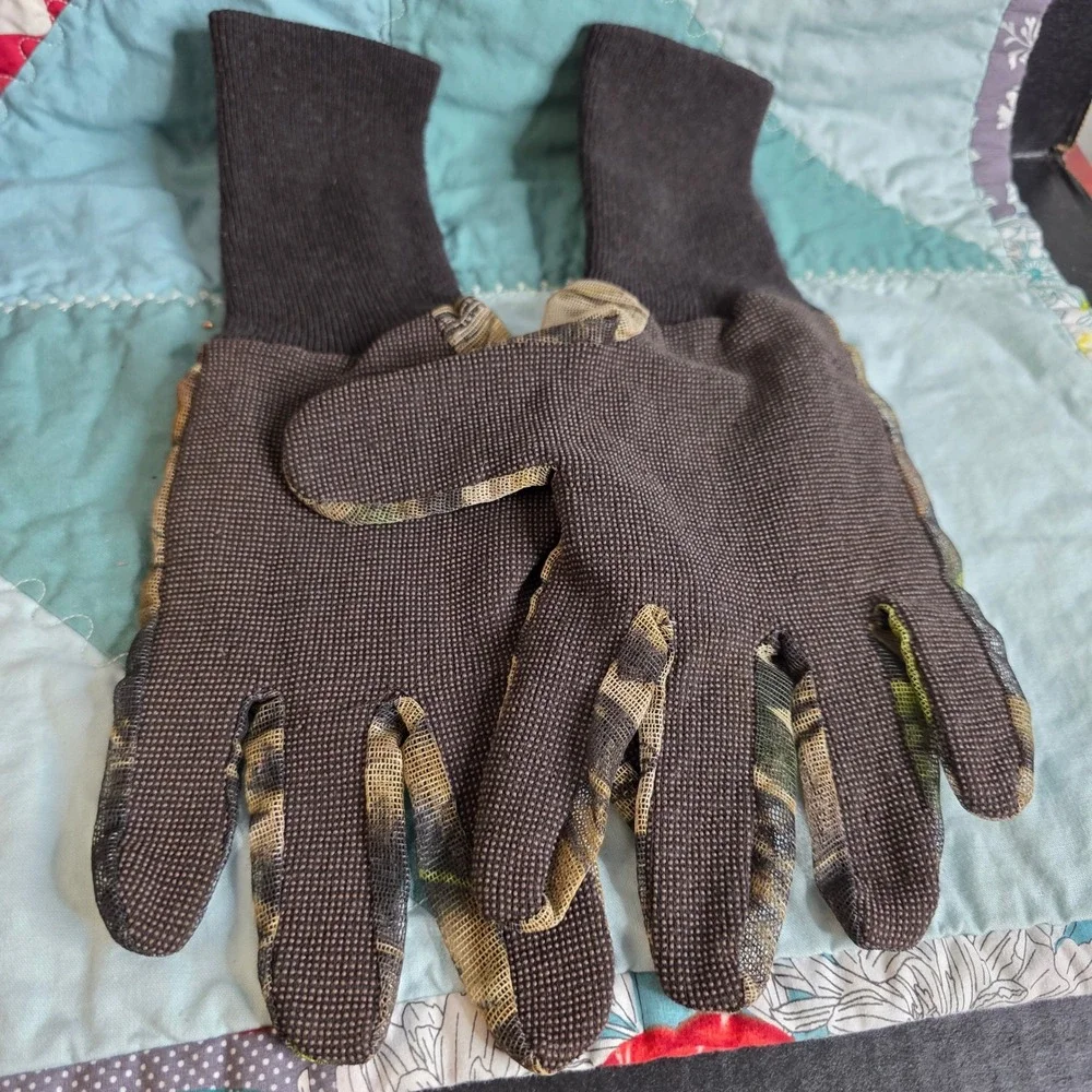 Advantage Camouflage Mesh Face Mask and Gloves Set Brown Green Hunting Gear